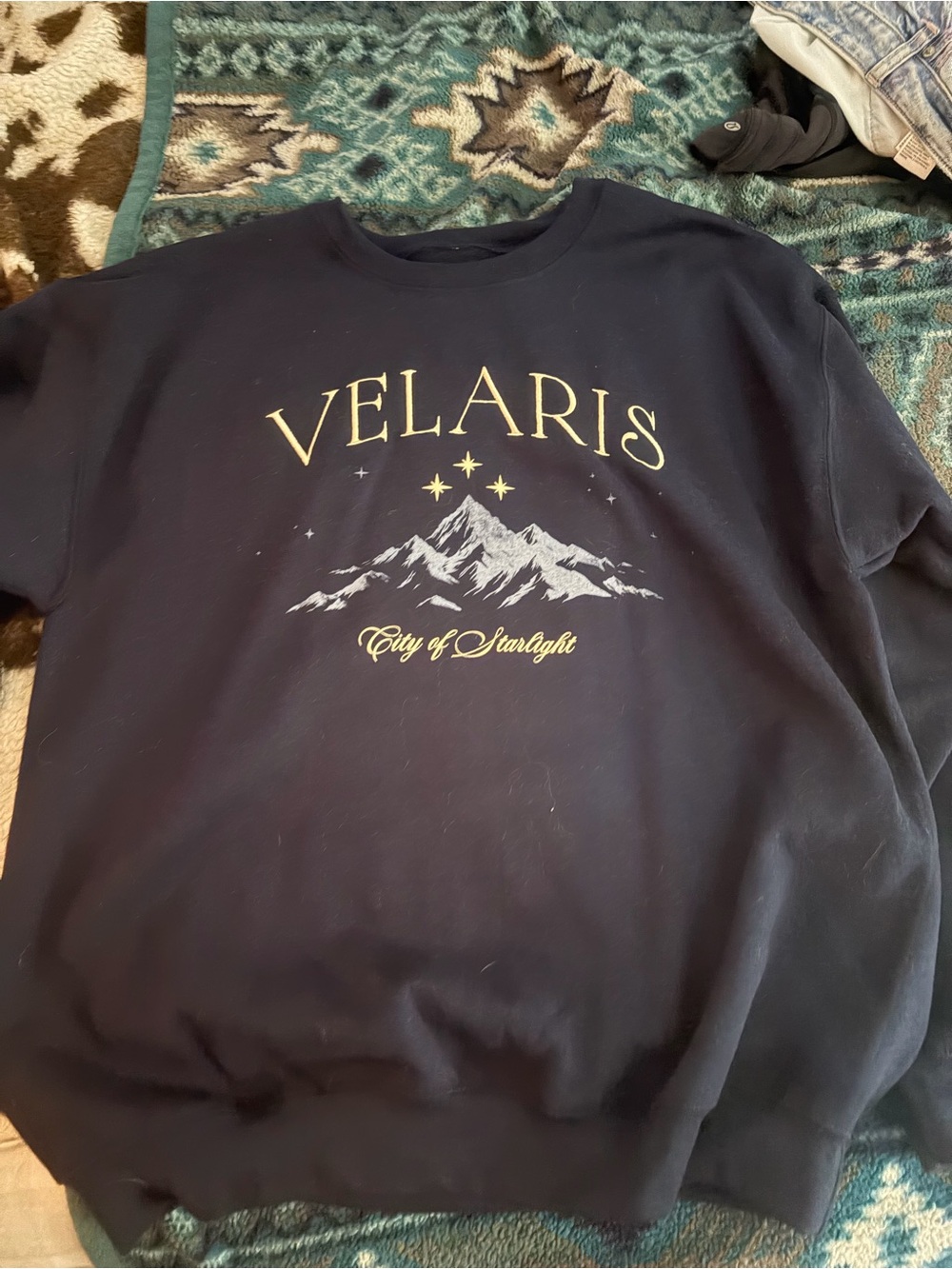Velaris Navy Graphic Crewneck Sweatshirt